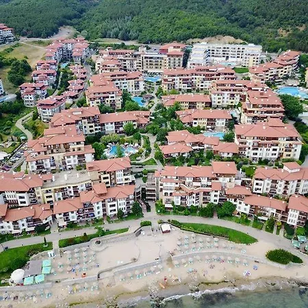 аpartment In The Garden Of Eden *