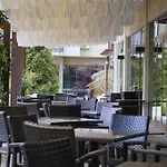 аpartment In The Garden Of Eden شقة