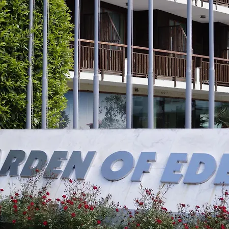 аpartment In The Garden Of Eden Apartman Szveti Vlasz