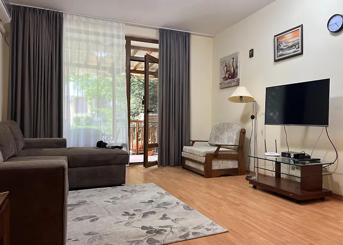 аpartment In The Garden Of Eden Apartament
