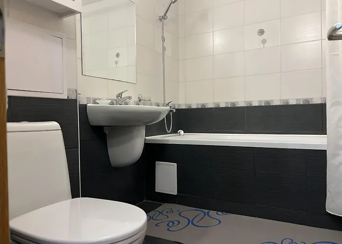 аpartment In The Garden Of Eden